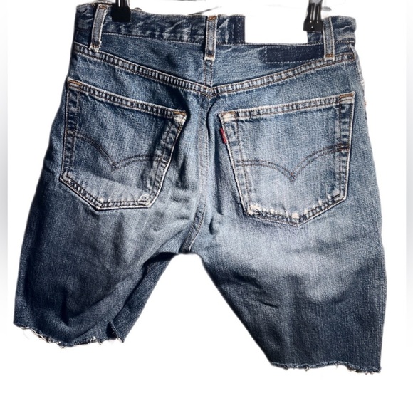 Re/Done Indigo Levis Edition High Rise Pckt Distressed Medium Wash Mini Short 26 - Picture 3 of 5